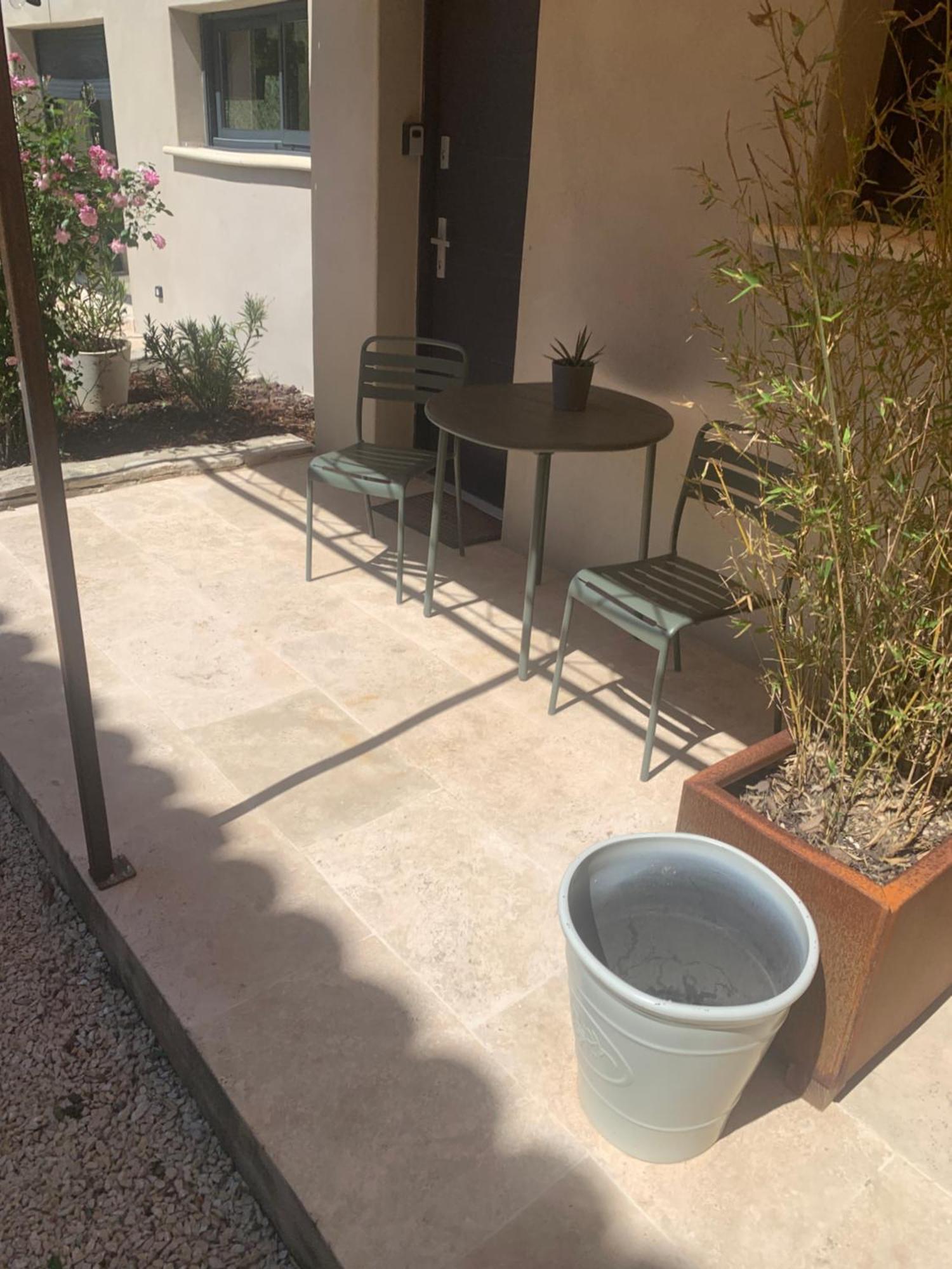 La Maison D'Hamih "Gite Et Chambres D'Hotes Uzès Exterior foto